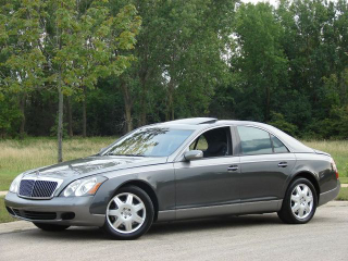 Illustration for article titled Nice Price Or Crack Pipe: 2004 Maybach 57 For $129,900?